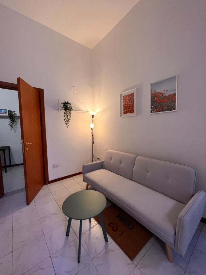 Апартаменты Bianca Lavica Guest-House Катания Экстерьер фото
